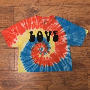 NEW Fifth Sun Tie Dye Crop LOVE Shirt Size Medium